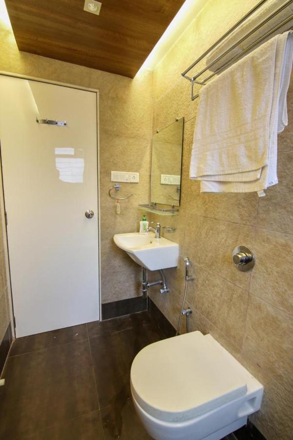Titan Villa Панчгани Екстериор снимка